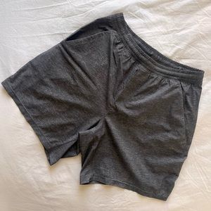 Lulu Lemon Pace Breaker Linerless Short 7"